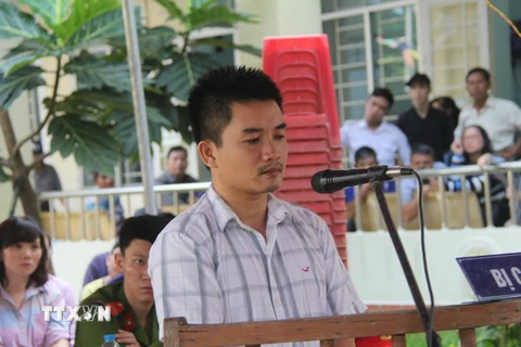 Bị cáo Trần Mạnh Thống tại phiên xét xử. (Ảnh: Sỹ Tuyên/TTXVN)