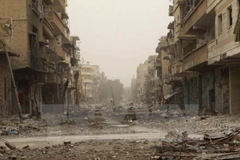 Cảnh đổ nát tại Deir al-Zor, Syria sau các cuộc không kích. Ảnh minh họa. (Nguồn: Reuters/TTXVN)