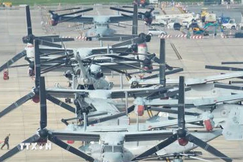 Máy bay Osprey tại căn cứ không quân Futenma của lực lượng Lính thủy đánh bộ Mỹ ở tỉnh Okinawa, miền Nam Nhật Bản. (Nguồn: Kyodo/TTXVN)