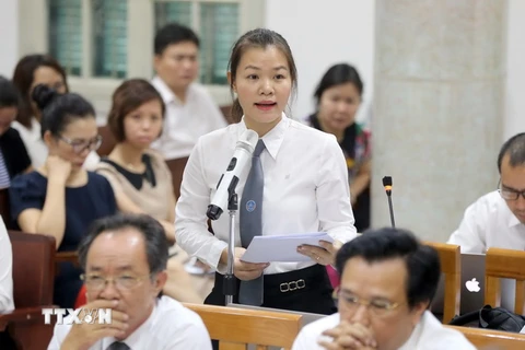Luật sư Nguyễn Minh Phương bào chữa tại phiên toà ngày 15/9. (Ảnh: Doãn Tấn/TTXVN)