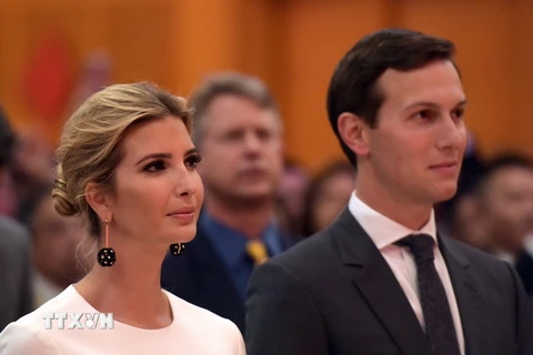 Cố vấn đồng thời là con rể ông Trump Jared Kushner (ảnh, phải), con gái Tổng thống, cố vấn đặc biệt của Nhà Trắng Ivanka Trump. (Nguồn: THX/TTXVN)