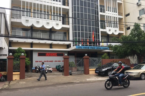 Tạm giữ Trưởng Phòng Thanh tra của Cục Thuế tỉnh Bình Định