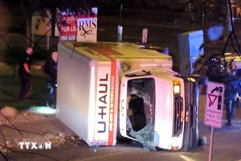 Chiếc xe tải bị nghi thực hiện vụ tấn công ở Edmonton ngày 1/10. (Nguồn: AFP/ TTXVN)
