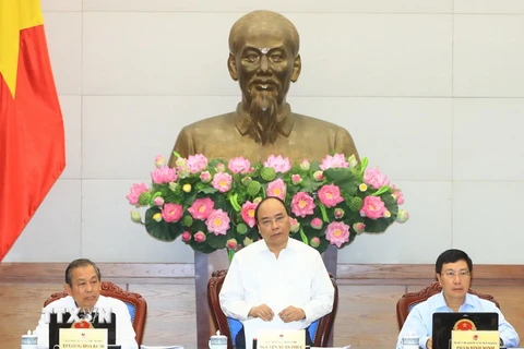 Thủ tướng Nguyễn Xuân Phúc chủ trì phiên họp Chính phủ thường kỳ tháng 9 năm 2017. (Ảnh: Thống Nhất/TTXVN)