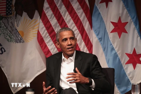Cựu Tổng thống Mỹ Barack Obama tại một diễn đàn ở Chicago, bang Illinois ngày 23/4. (Nguồn: AFP/TTXVN)