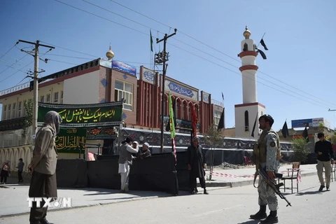 Cảnh sát Afghanistan tuần tra tại thủ đô Kabul ngày 25/9. (Nguồn: AFP/TTXVN)