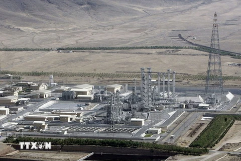 Toàn cảnh lò phản ứng hạt nhân nước nặng Arak tại thành phố Arak, miền trung Iran, cách thủ đô Tehran 190km về phía tây nam ngày 26/8/2006. (Nguồn: Reuters /TTXVN)