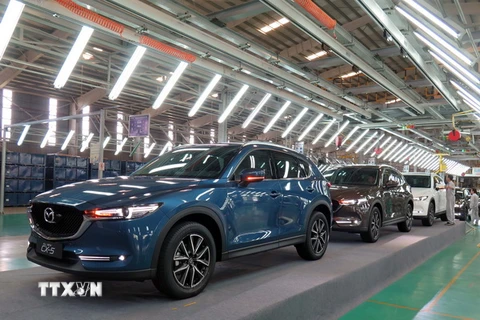 Xe Mazda CX-5 thế hệ mới vừa xuất xưởng. (Ảnh: Nguyễn Văn Sơn/TTXVN)
