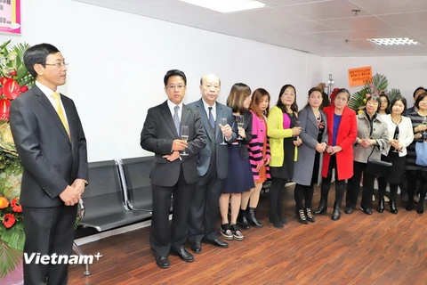 Tổng Lãnh sự Trần Thanh Huân phát biểu khai trương Văn phòng Lãnh sự Việt Nam tại Macau. (Ảnh: Xuân Tuấn/Vietnam+).