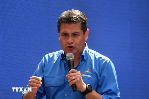 Tổng thống Honduras Juan Orlando Hernandez trong chiến dịch vận động tranh cử ở Tegucigalpa ngày 19/11. (Nguồn: AFP/TTXVN)