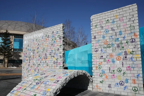 Bức tường Đình chiến Olympic tại Làng Olympic PyeongChang ngày 5/2. (Nguồn: Yonhap/TTXVN)