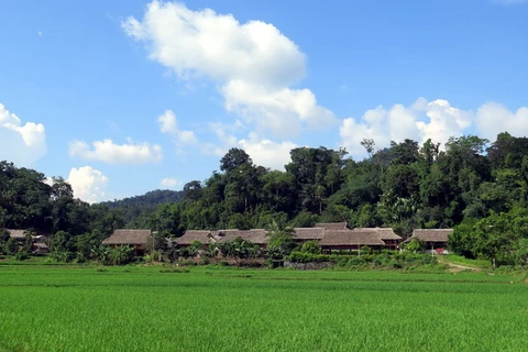 Làng văn hóa - du lịch thôn Tân Lập, xã Tân Trào. (Ảnh: Quang Đán/TTXVN)