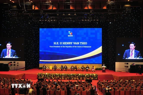 Phó Tổng thống Myanmar U Henry Van Thio phát biểu tại Phiên toàn thể. (Ảnh: TTXVN)