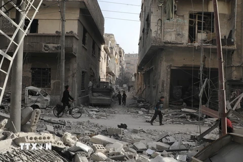 Cảnh đổ nát tại khu vực Đông Ghouta ngày 19/3. (Nguồn: AFP/TTXVN)