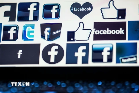 Biểu tượng Facebook trên màn hình máy tính. (Nguồn: AFP/TTXVN )