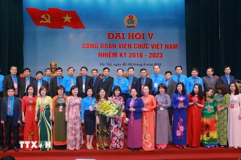 Lễ ra mắt Ban chấp hành Công đoàn Viên chức Việt Nam khóa V, nhiệm kỳ 2018-2023. (Ảnh: TTXVN)