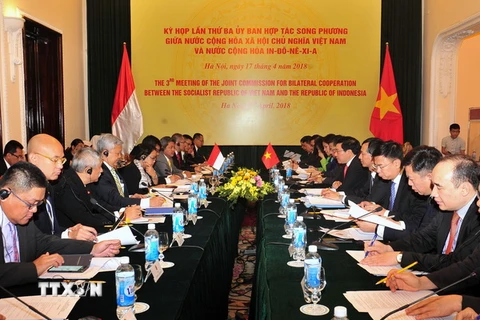 Quang cảnh Kỳ họp lần thứ ba Ủy ban Hợp tác song phương cấp Bộ trưởng ngoại giao giữa Việt Nam và Indonesia. (Ảnh: Nguyễn Khang/TTXVN)