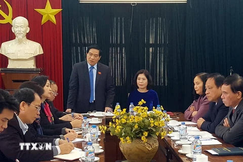 Đoàn công tác Hội đồng dân tộc của Quốc hội làm việc tại Thái Nguyên. (Ảnh: Quân Trang/TTXVN)