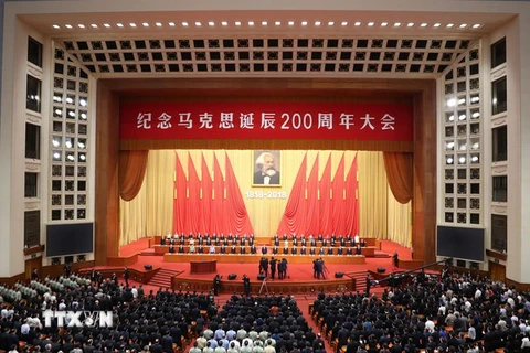 Toàn cảnh lễ kỷ niệm 200 năm ngày sinh Karl Marx tại Bắc Kinh, Trung Quốc ngày 4/5. (Nguồn: THX/TTXVN)