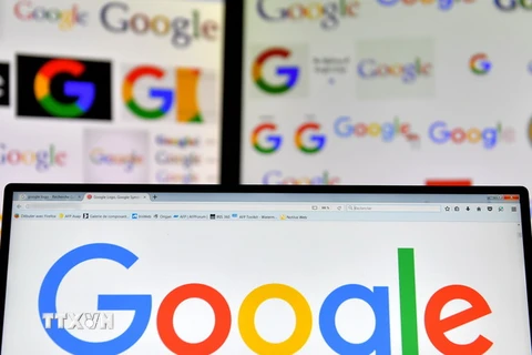  Biểu tượng của Google trên màn hình máy tính. (Nguồn: AFP/TTXVN)