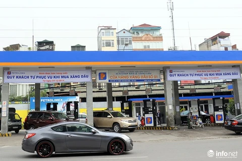 Petrolimex Sài Gòn triển khai hai điểm cửa hàng mua xăng tự phục vụ