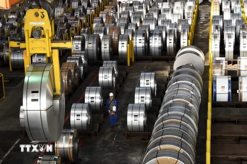Thép được sản xuất tại nhà máy ở Salzgitter, Đức. (Nguồn: AFP/TTXVN)