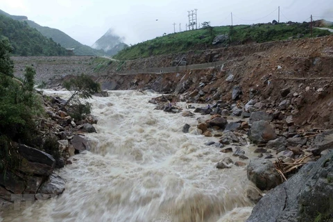 Nước các khe núi dồn về tại xã Sơn Bình, huyện Tam Đường, Lai Châu. (Ảnh: Quý Trung/TTXVN)