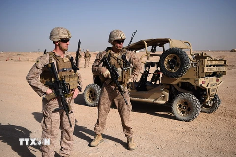 Binh sỹ Mỹ làm nhiệm vụ tại căn cứ quân sự Shorab, Lashkar Gah, tỉnh Helmand, Afghanistan. (Nguồn: AFP/TTXVN)