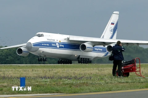 Máy bay vận tải Antonov 124 của công ty Volga-Dnepr. (Nguồn: AFP/TTXVN)