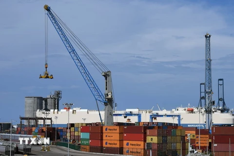Hoạt động tại cảng hàng hóa ở bang Veracruz, Mexico ngày 27/8. Ảnh: (Nguồn: AFP/TTXVN)