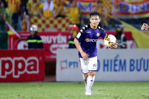 Sanna Khánh Hòa BVN chia điểm với tân vương Hà Nội FC