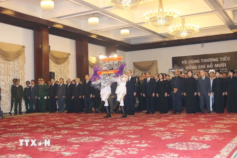 Hình ảnh lễ viếng nguyên Tổng Bí thư Đỗ Mười tại TP.HCM