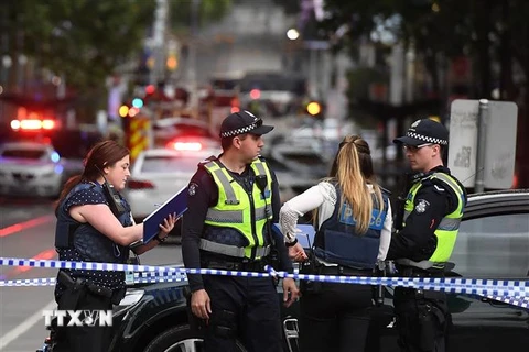 Cảnh sát phong tỏa hiện trường một vụ tấn công ở Melbourne, Australia, ngày 9/11/2018. (Ảnh: AFP/ TTXVN)
