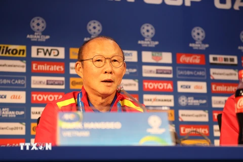 Huấn luyện viên Park Hang Seo của đội tuyển Việt Nam cho biết toàn bộ các cầu thủ đã có sự chuẩn bị rất kỹ lưỡng và ông hy vọng sẽ có một trận đấu hay với Jordan. (Ảnh: Hoàng Linh/TTXVN)