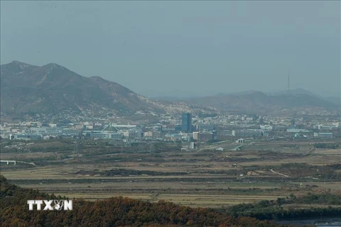 Quang cảnh khu công nghiệp chung Kaesong ở biên giới hai miền Triều Tiên, ngày 25/10/2018. (Ảnh: Yonhap/TTXVN)