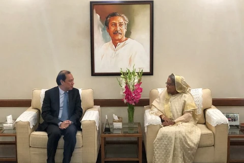 Thứ trưởng Ngoại giao Nguyễn Quốc Dũng thăm Bangladesh