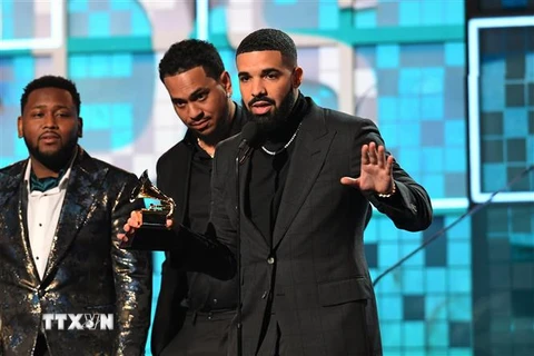 Rapper da màu Drake giành chiến thắng cuối cùng trong hạng mục "Ca khúc Rap xuất sắc" với "God's Plan". (Ảnh: AFP/ TTXVN)