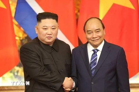 Hình ảnh Thủ tướng Nguyễn Xuân Phúc hội kiến Chủ tịch Triều Tiên