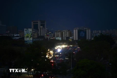 Toàn cảnh mất điện tại thủ đô Caracas, Venezuela ngày 8/3/2019. (Ảnh: AFP/TTXVN)