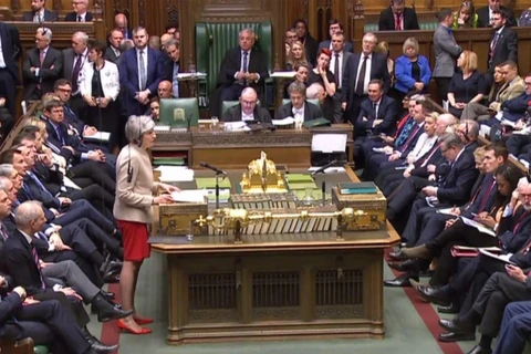 Thủ tướng Anh Theresa May (giữa, trái) phát biểu tại cuộc họp Hạ viện ở thủ đô London ngày 29/3/2019. (Ảnh: AFP/ TTXVN)