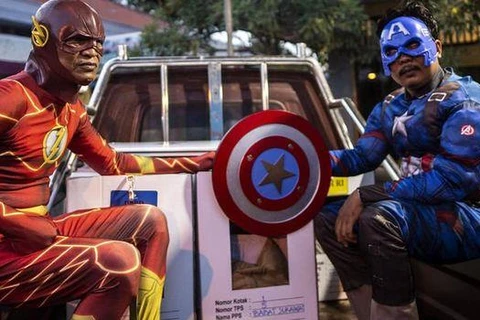 Các siêu anh hùng Avengers bảo vệ cuộc bầu cử ở Indonesia
