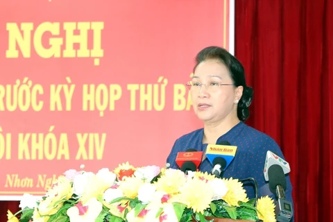 Chủ tịch Quốc hội Nguyễn Thị Kim Ngân phát biểu tại buổi tiếp xúc cử tri. (Ảnh: Trọng Đức/TTXVN)