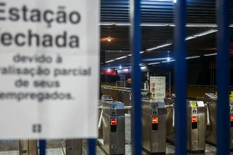 Một nhà ga tại Sao Paulo bị đóng cửa do đình công. (Nguồn: AFP)