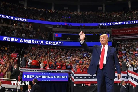 Tổng thống Mỹ Donald Trump trong chiến dịch vận động tái tranh cử tổng thống tại Orlando, Florida, Mỹ ngày 18/6. (Ảnh: AFP/TTXVN)