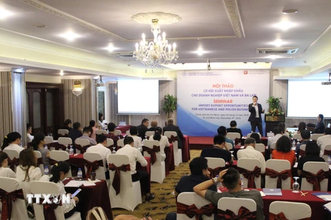 Hội thảo Cơ hội xuất nhập khẩu cho doanh nghiệp Việt Nam và Ba Lan năm 2018. (Ảnh: Xuân Dự/TTXVN)