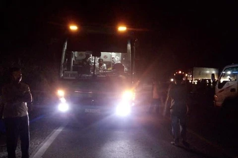 Quảng Nam: Xe máy va chạm xe khách, 2 thiếu niên tử vong