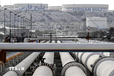 Cơ sở khai thác dầu của Iran trên đảo Khark. (Ảnh: AFP/ TTXVN)