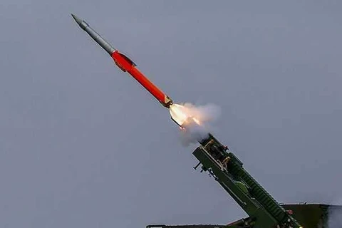Một vụ thử tên lửa QRSAM năm 2017. (Nguồn: ndtv.com)