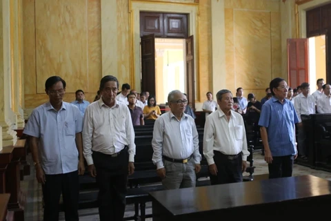 Các bị cáo nguyên là lãnh đạo Tập đoàn Cao su Việt Nam nghe tuyên đọc bản án chiều 6/8/2019. (Ảnh: Thành Chung/TTXVN)
