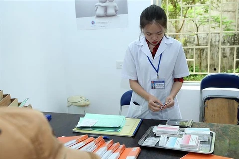 Phú Thọ: Ba nữ chiến sỹ công an bị đối tượng nhiễm HIV cắn